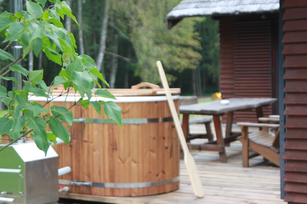 Ramybes Uostas Guest House Svedriske ภายนอก รูปภาพ