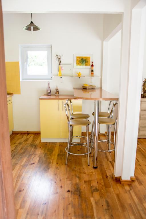 Ramybes Uostas Guest House Svedriske ภายนอก รูปภาพ