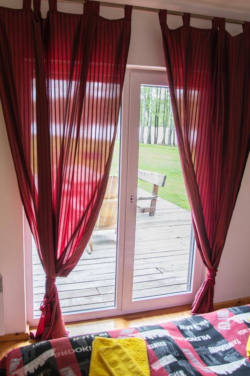 Ramybes Uostas Guest House Svedriske ภายนอก รูปภาพ