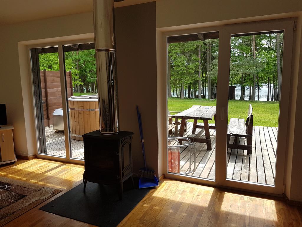 Ramybes Uostas Guest House Svedriske ภายนอก รูปภาพ