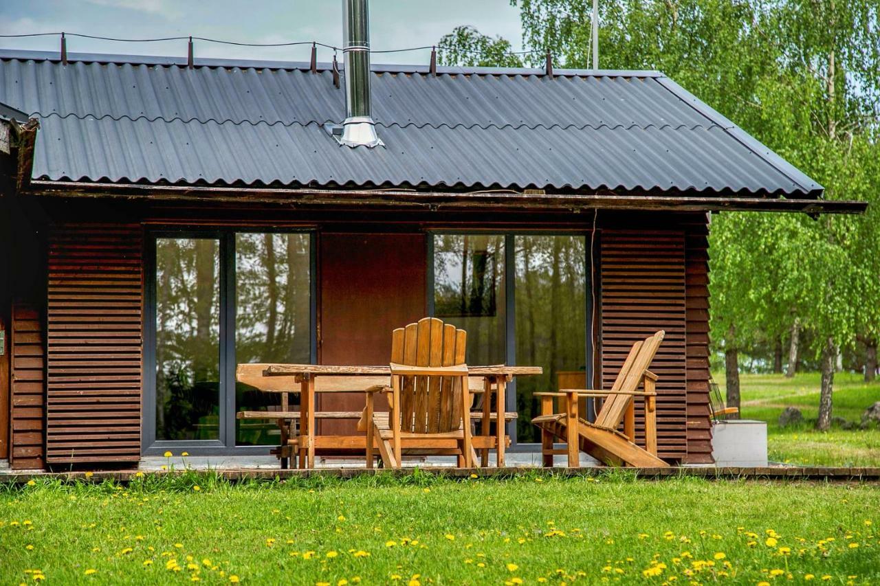 Ramybes Uostas Guest House Svedriske ภายนอก รูปภาพ